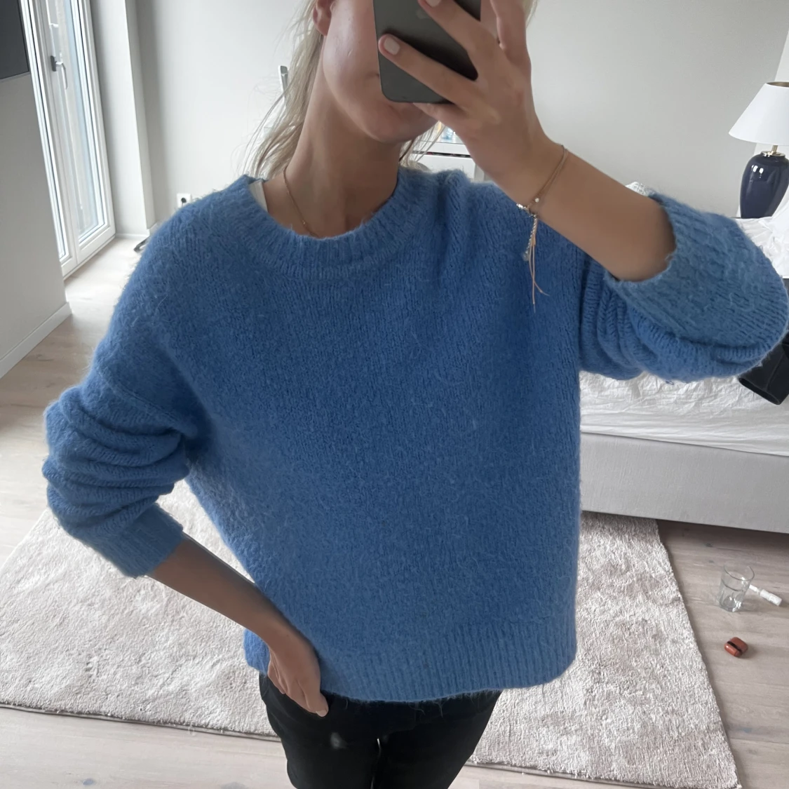 Blå stickad tröja  - 90