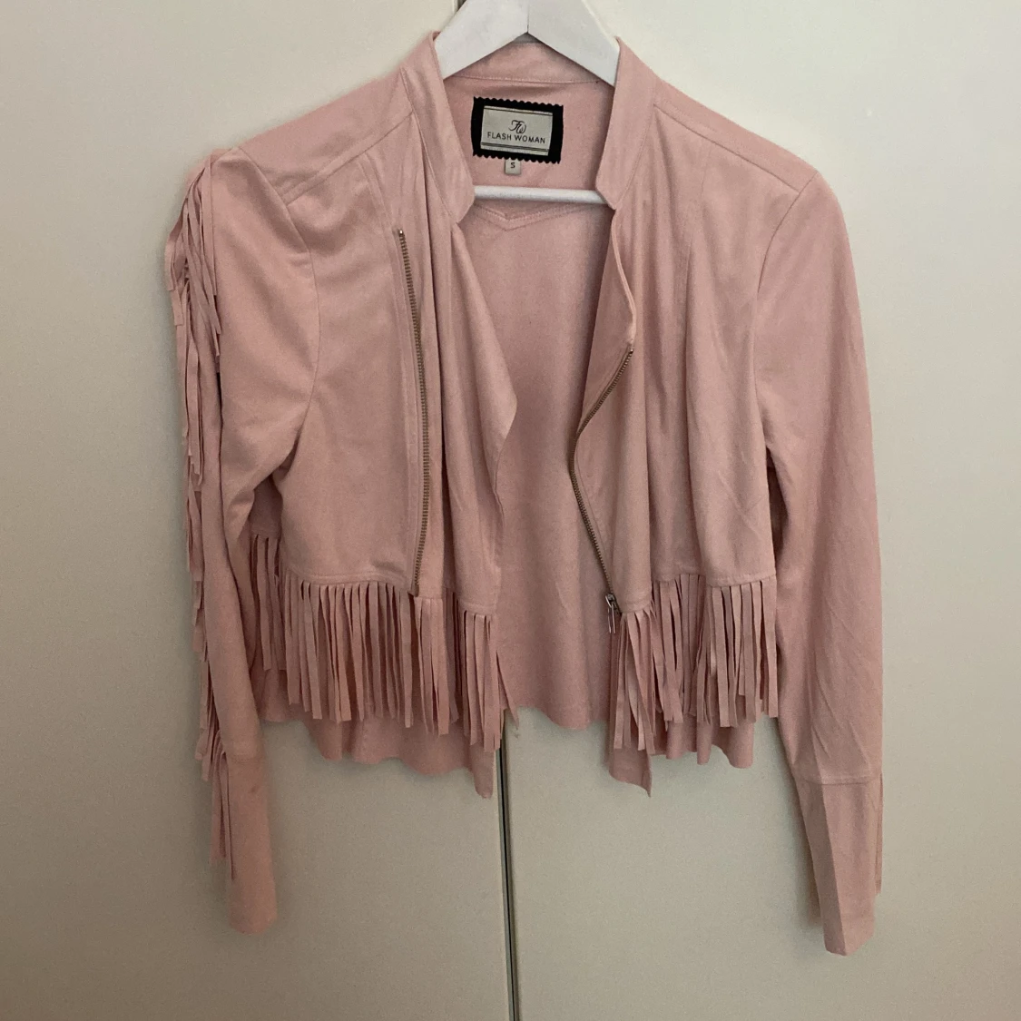 Jacka i mockaimitation med fransar - 90