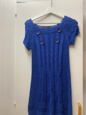 2 fina klänningar  - Storlek s eller xs inte använda för dom är små för mig, jätte fina och säljer båda två för 150kr