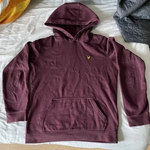 Lyle&Scott Hoddie - Lite använd