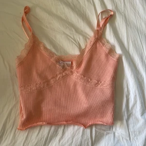 Linne  - Fint linne till sommaren endast testad, frakt ingår inte 