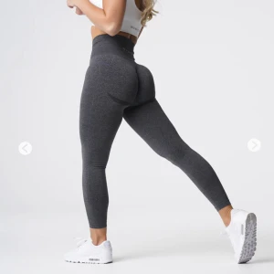 Nvgtn tights - Helt nya oanvända tights från Nvgtn! Så mjukt, stretchigt och skönt material och formar kroppen SÅ bra! Nypris ca 700kr inklusive frakt och slutsålda på hemsidan💕