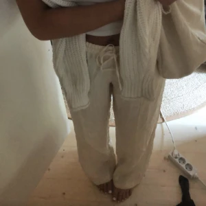 Linnebyxor  - Lite smutsiga längst ner men inget man märker💕💕💕