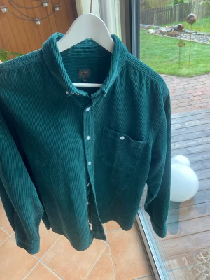 Manchester skjorta - Grön Manchester skjorta  Condition - 9/10 