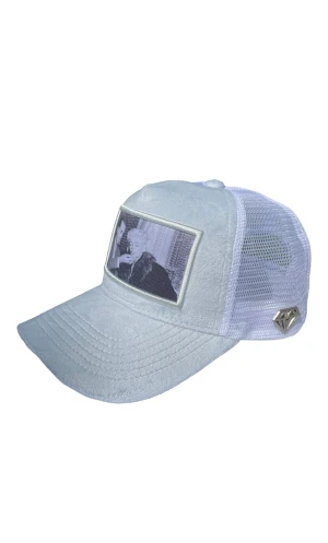 Velvet keps, ljusgrå fram och vit bak riktigt snygg  - Våra Velvet keps samma till alla dina outfit 