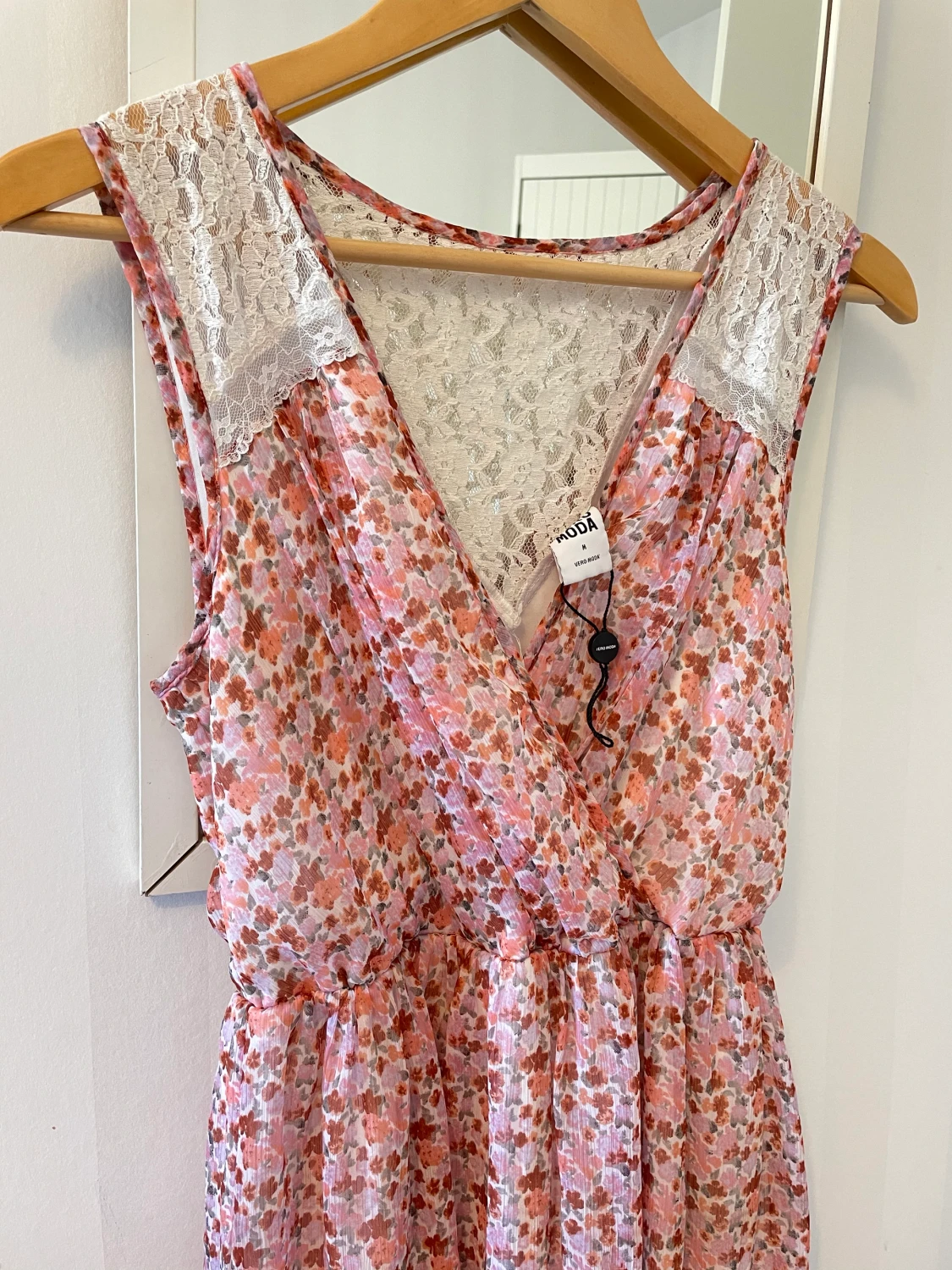 Sommarklänning storlek M - 90