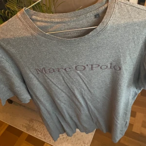 Marc O’polo tshirt - Grå T-shirt från Marc O’polo i fint skick