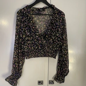 Blus - En blus från vinbok i storlek M