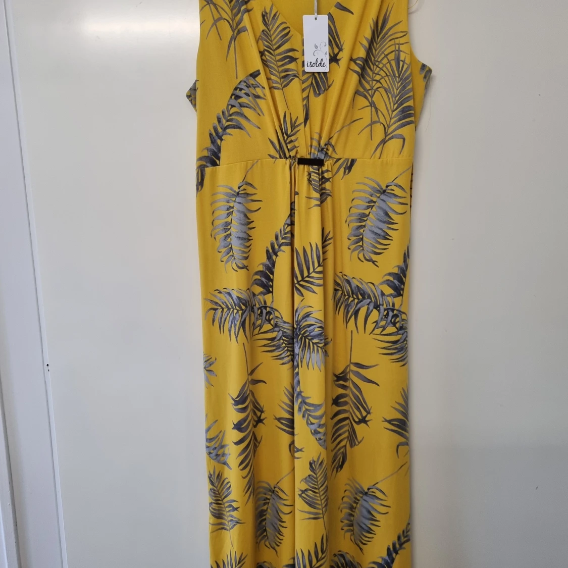 Linne i olika färger, helt oanvända!