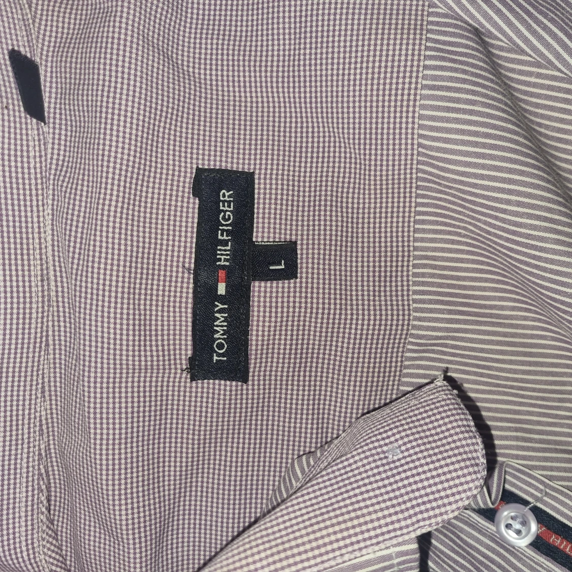 TOMMY Hillfinger - 90