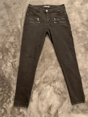 Jeans - Aldrig använda