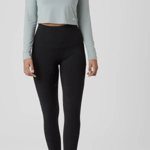 Ridbyxor helskodda med UV-skydd, S - Jätte fina ridbyxor som endast prövats så helt oanvända. Storlek S önskas fler bilder skriv i DM😊🤍