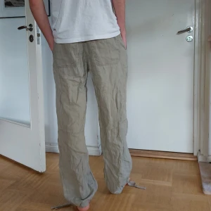 Linnebyxor M - Linnebyxor M. Kontakta vid intresse, köparen står för frakt