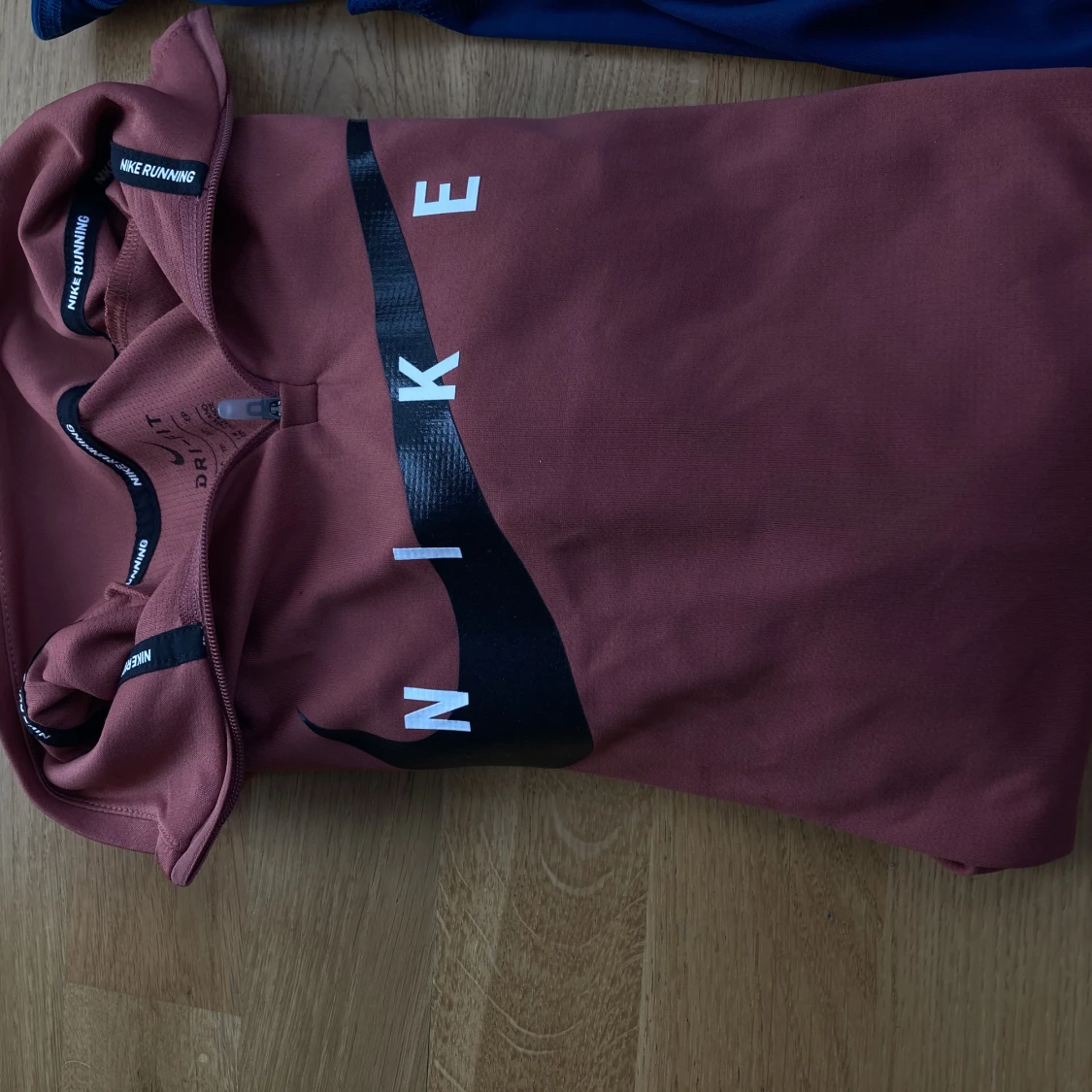 Nike running tröjor  - 90