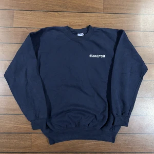 Vintage Belts Sweatshirt  - Snygg vintage sweatshirt i storlek M! Bara att skriva om du undrar över något🙏