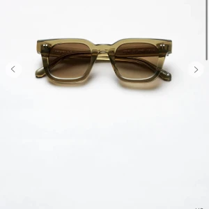 Chimi glasögon  - Säljer dessa as snygga chimi 004 glasögon 😍😍(låda och påse medföljer) 