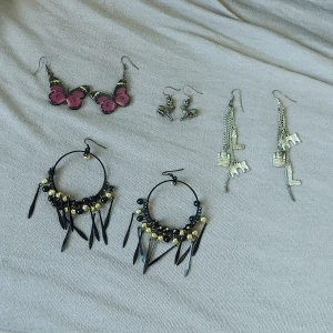 Öronhängen - 10kr/st 