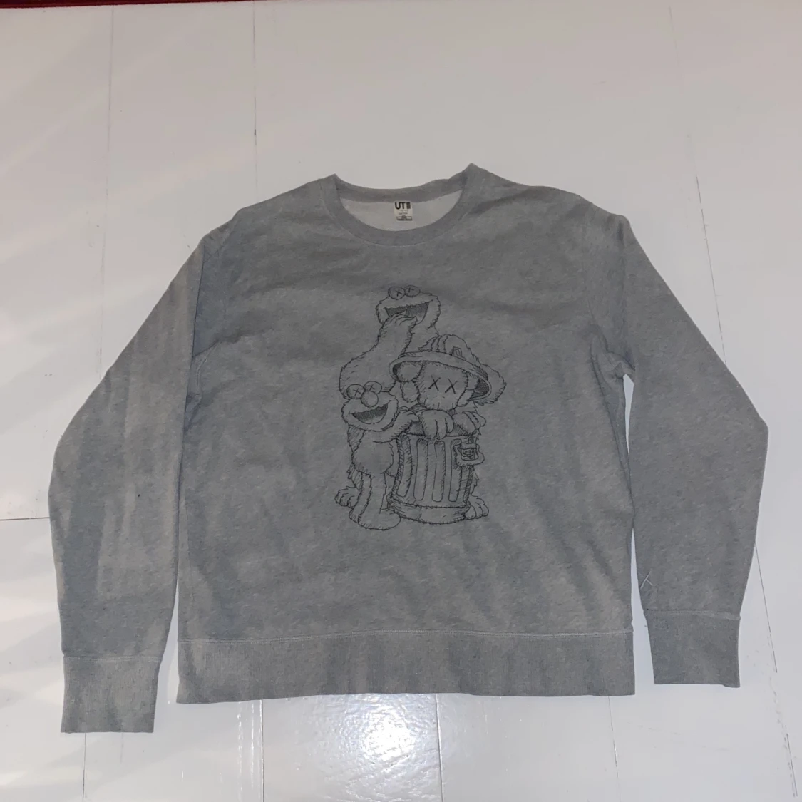 Kaws sweatshirt 