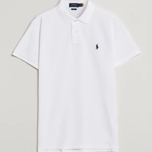 Polo Ralph lauren tröja - Helt ny Ralph lauren tröja. Köpt för 1200 kr. Säljer då den satt för stort på mig