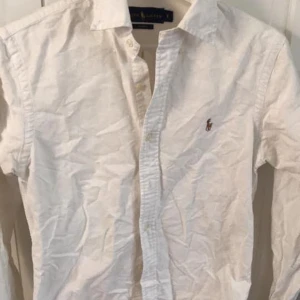 Ralph lauren skjorta vit size s - Polo Ralph lauren skjorta storlek s Slim fit 7.5/10 Ta billigare vid snabb affär 