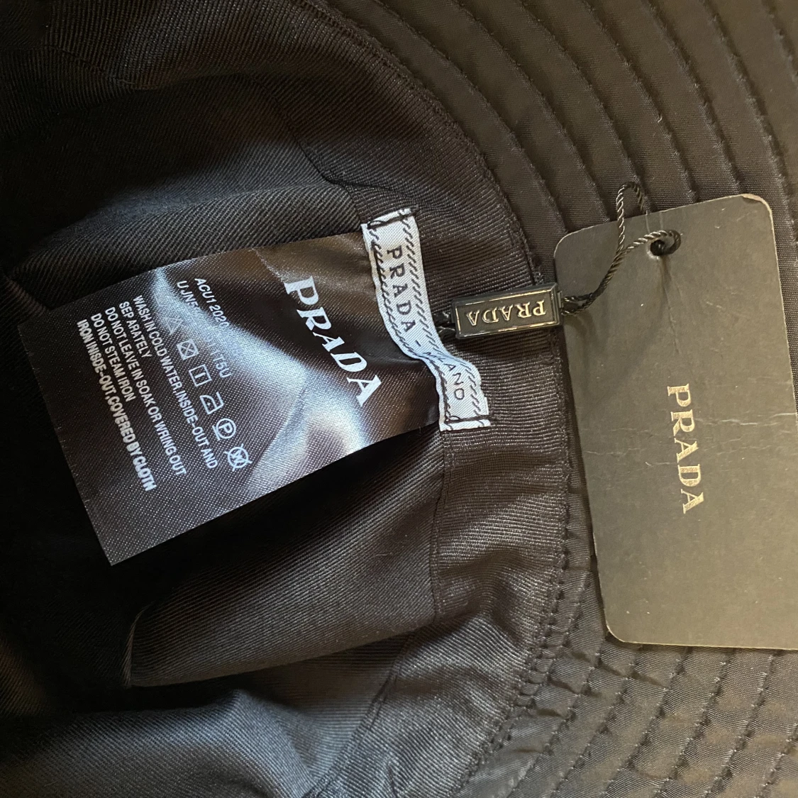 Prada buckethat - 90