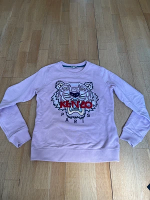 Tröja - Kenzo dam. Bra skick.