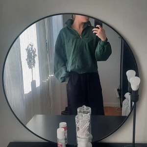 Tröja - Grön tröja med dragkedja