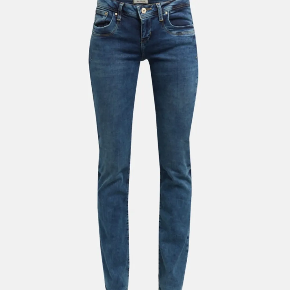 LTB jeans i modellen valerie, skriv privat för fler bilder💗. Jeans & Byxor.