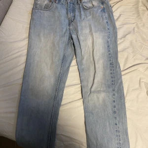 Jeans - Lager 157 - Köpte dessa jeans och insåg efter en vecka att de var för små.