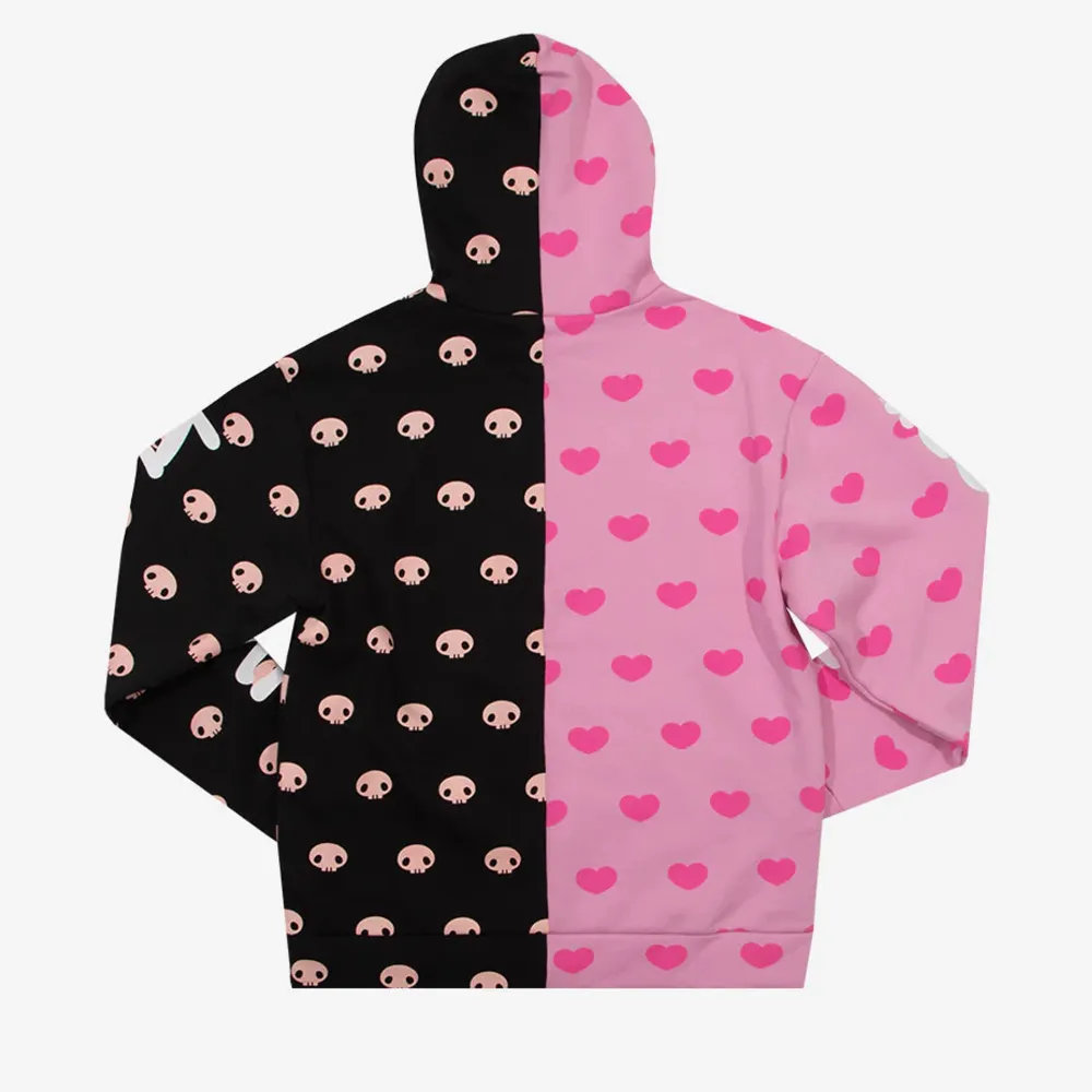 De två andra bilderna e lånade från hemsidan jag köpte den på men väldigt fin alt Sanrio tröja🩰🍰🩷. Hoodies.