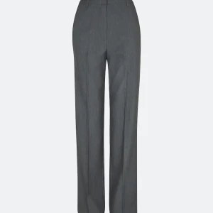 Går kostymbyxa - Säljer dessa gråa kostymbyxor från BikBok, använda en gång. Säljer för dom inte kommer till använd.   Byxorna är slutsålda och nypris är 499kr. 