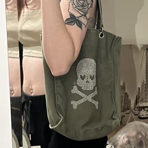 Dödskalle väska - Jättecool dödskalle väska som tyvärr inte kommer till användning