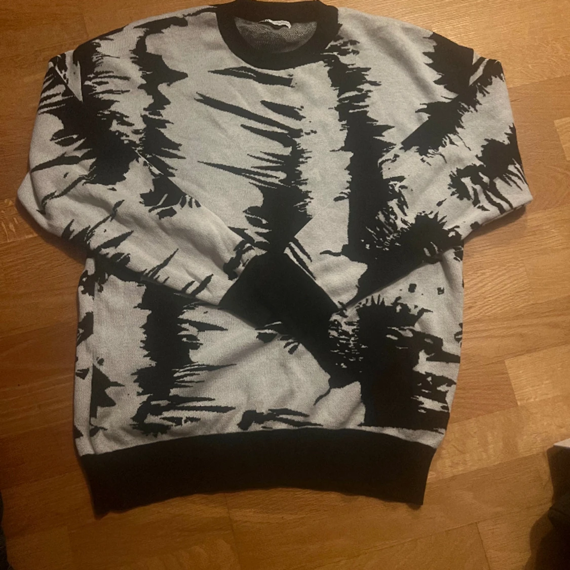 Svartvit Zara tröja