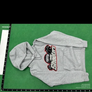 Trapstar dress  - Helt ny trapstar dress, aldrig andvänt, storlek S, pris kan diskuteras vid snabb affär. 