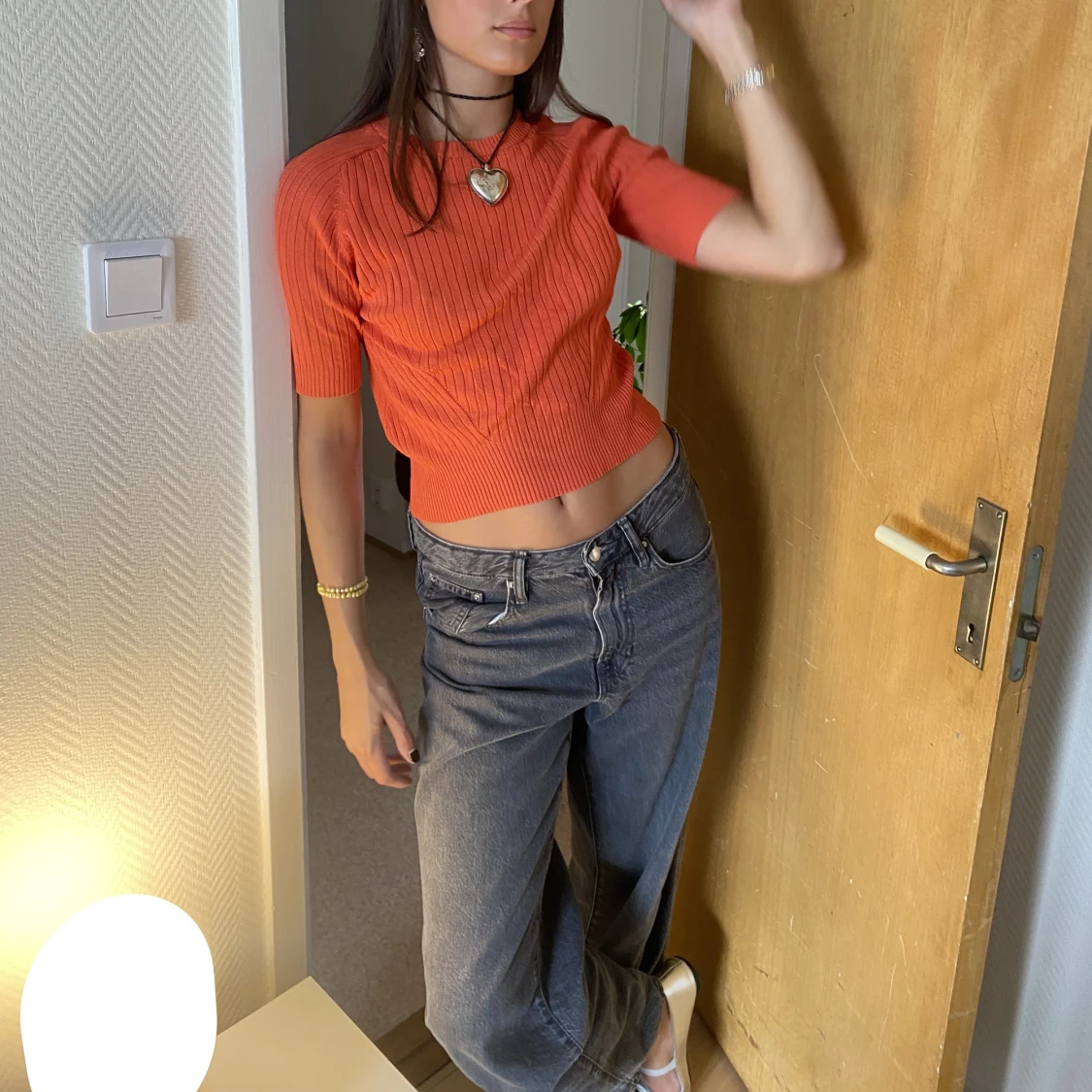 Orange stickad tröja - 90