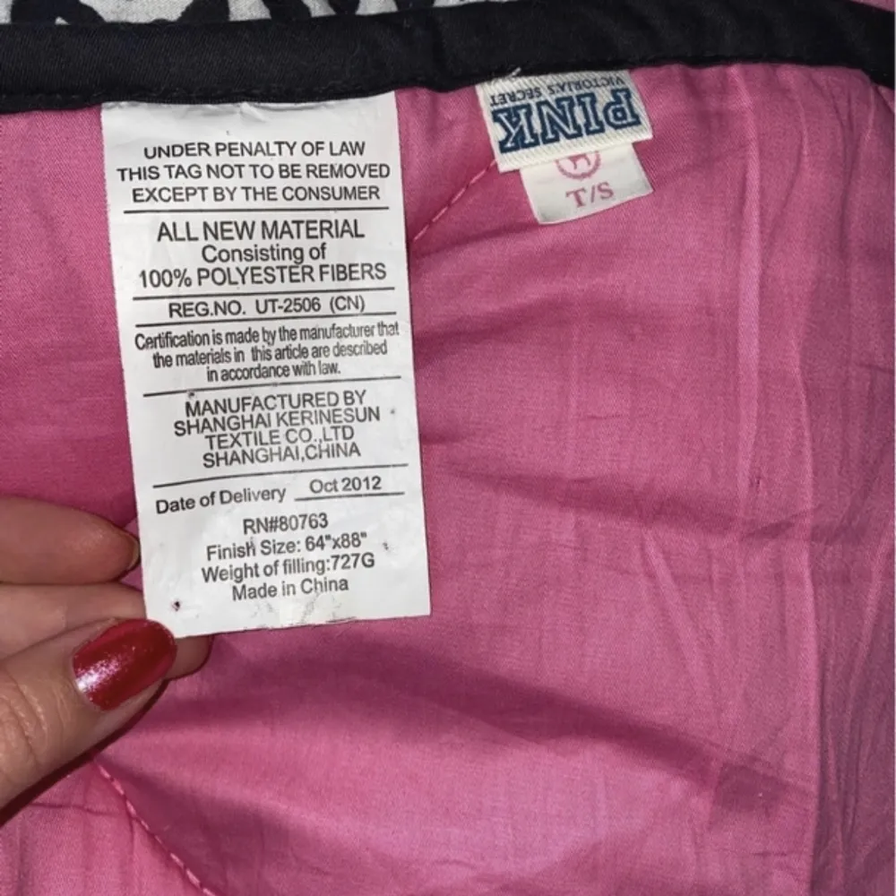 Victoria’s Secret PINK overkast comforter 167x223. Övrigt.