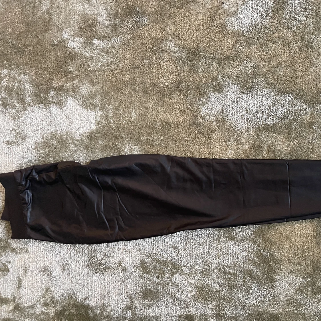 Svarta skinnleggins - 90