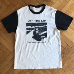 BRANDY MELVILLE tröja oversize - Väldigt fin brandy Melville tröja köpt i somras. Kom tyvärr inte till användning. Helt nytt skick! One size.