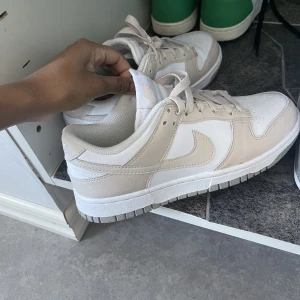 Nike dunk - Beige som nya 