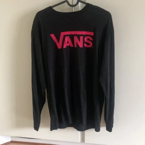 Vans tröja  - Svart tröja med märket Vans 
