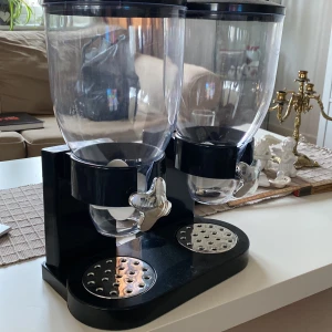 Flingbehållare - En behållare gjort för flingor men det finns flera användningsområden