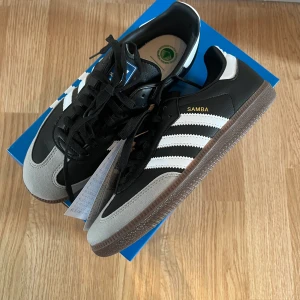 Adidas Samba - Adidas Samba! Helt nya och använda 🥰