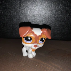 Lps - Lps #2401, värdet på denna lps ligger på ca 200kr. Kontakta gärna vid frågor :)