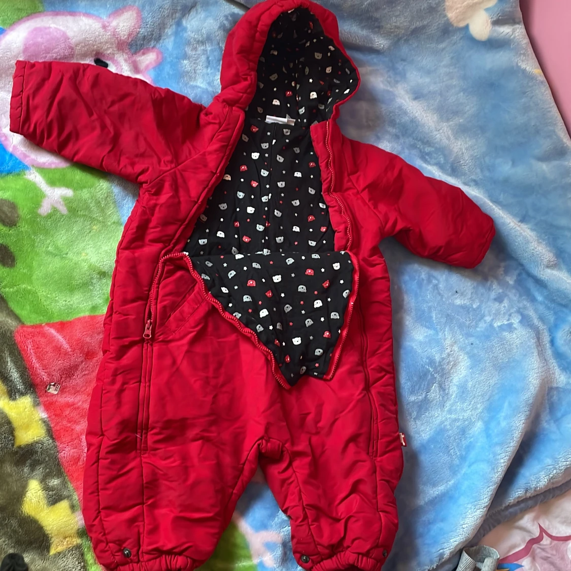 Barn kläder samt sovpåse - 91