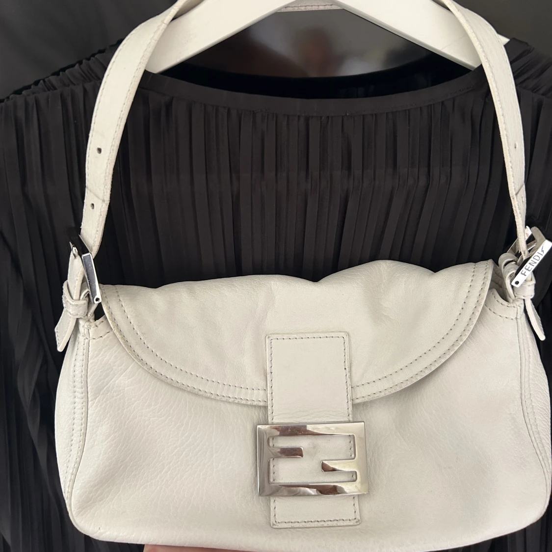 Fendi väska - 90