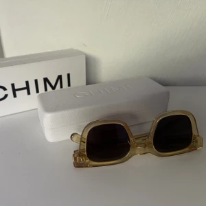 Säljer mina Chimi 04 - Säljer dem då dem knappt aldrig används, dem är näst intill ny skick. 