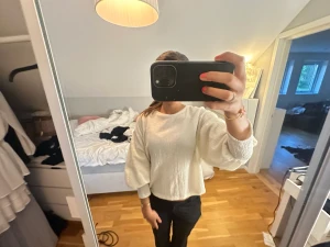 Blus  - Blus köpt från Lindex i storlek xs😍