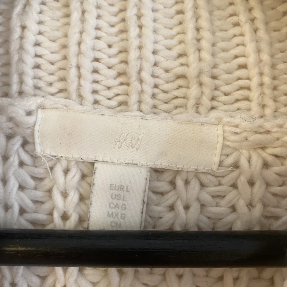 Vit stickad tröja  - 91