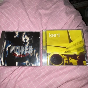 Cd-skivor - 2 cd-skivor i ett köp 1: Isola album engelsk version av Kent 2: Power Ballads med olika låtar(kom priv för att få reda på vilka låtar)