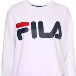 Lite overzized fila sweatshirt köpt på nelly